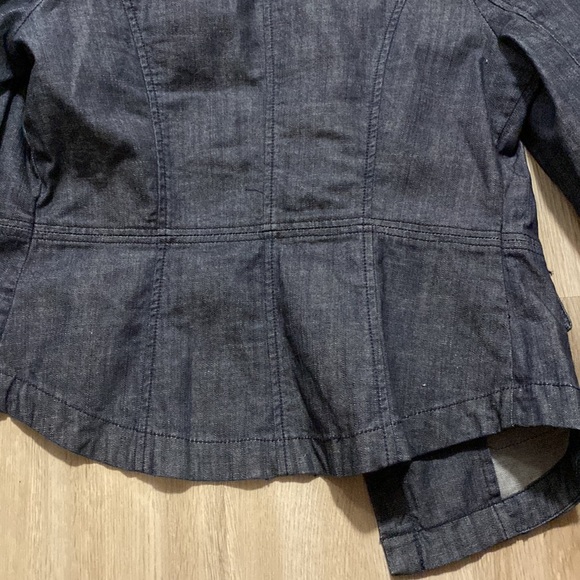 Guess Jean Jacket - Picture 8 of 9